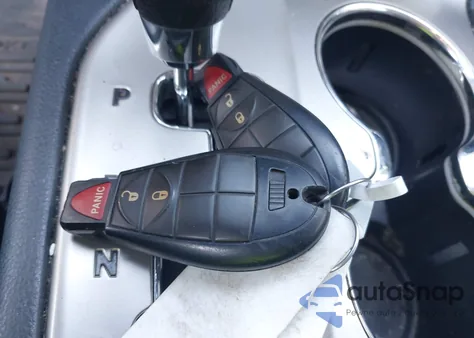 2011 Jeep Grand Cherokee Laredo из США, поврежденный, VIN 1J4RR4GG7BC596730